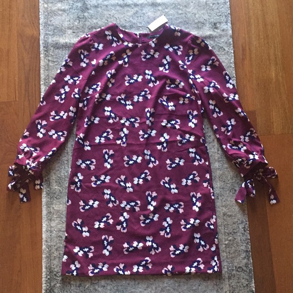 Banana Republic Dresses & Skirts - NWT Banana Republic floral dress size 6